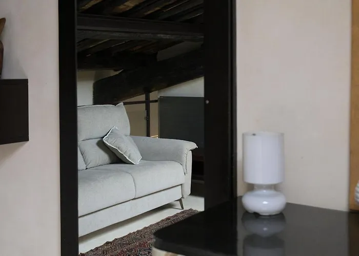 Apartment Trastevere Art And Books Luxury *