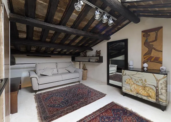 Trastevere Art And Books Luxury Apartment *