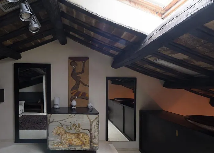 Daire Trastevere Art And Books Luxury *