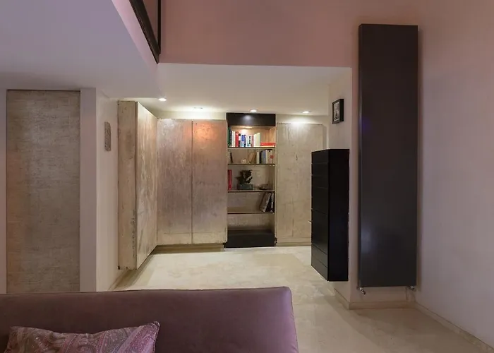 Trastevere Art And Books Luxury * Roma