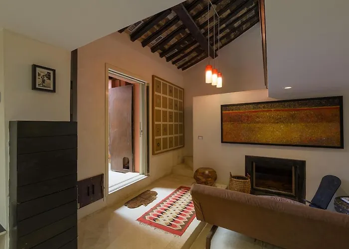 Trastevere Art And Books Luxury Apartment